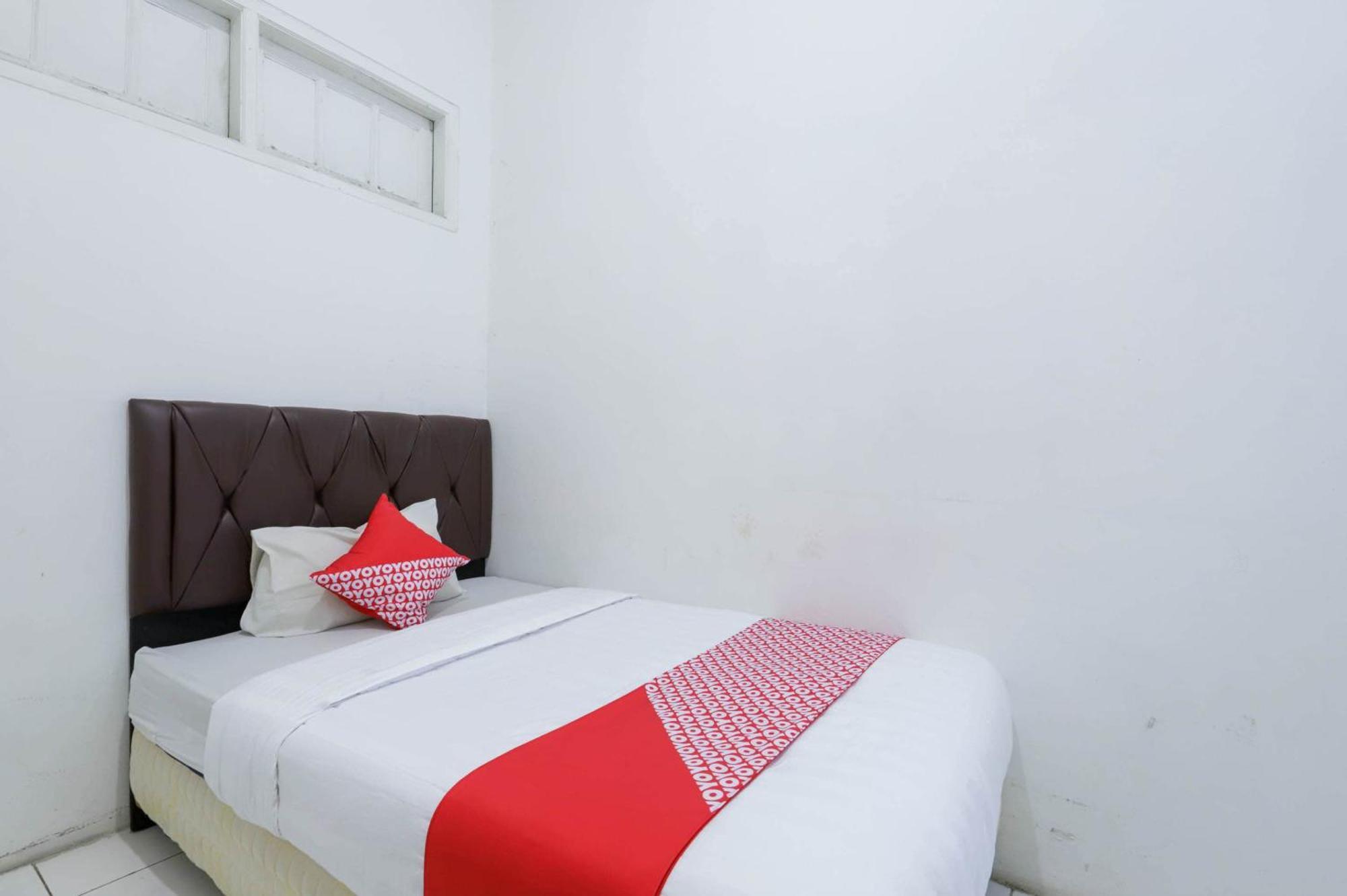 Oyo 1111 Pasar Baru Inn Jacarta Exterior foto
